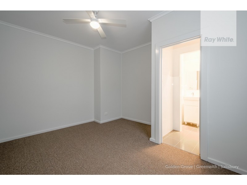 17 Peacock Road, Elizabeth Downs SA 5113