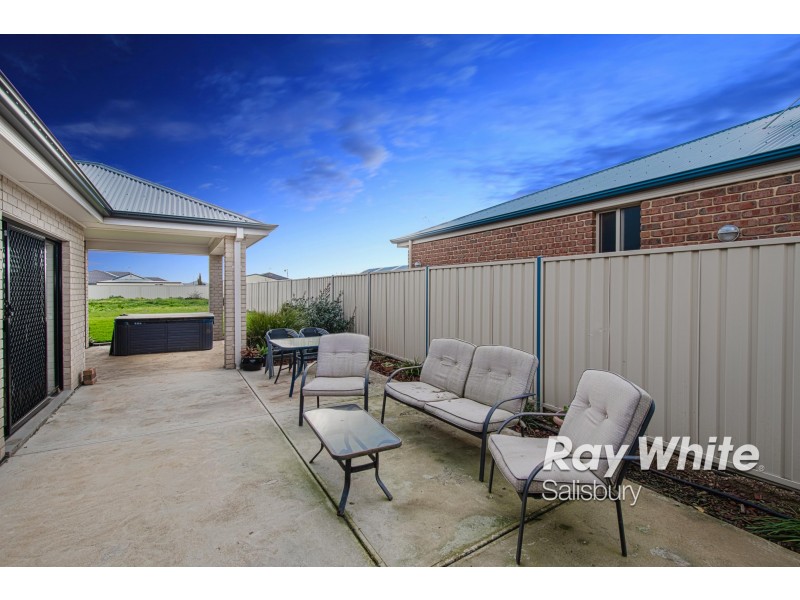 15 Pendolino Road, Virginia SA 5120