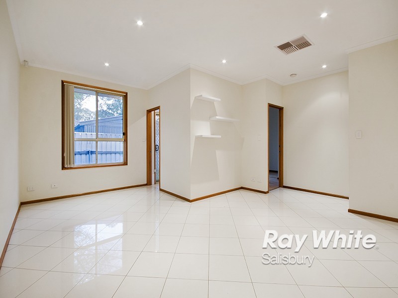 33 Maria Street, Salisbury Downs SA 5108