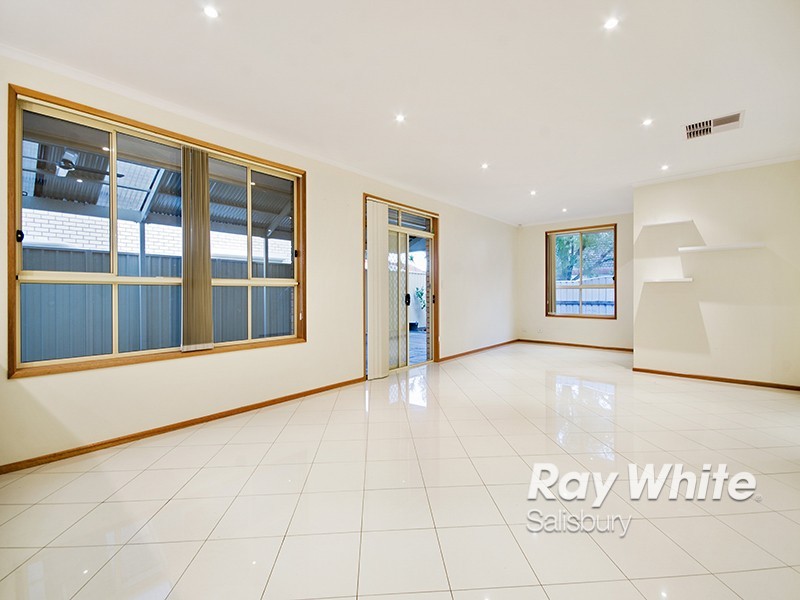 33 Maria Street, Salisbury Downs SA 5108