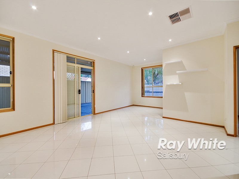 33 Maria Street, Salisbury Downs SA 5108