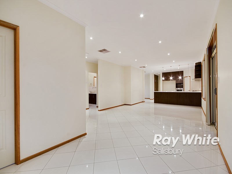 33 Maria Street, Salisbury Downs SA 5108