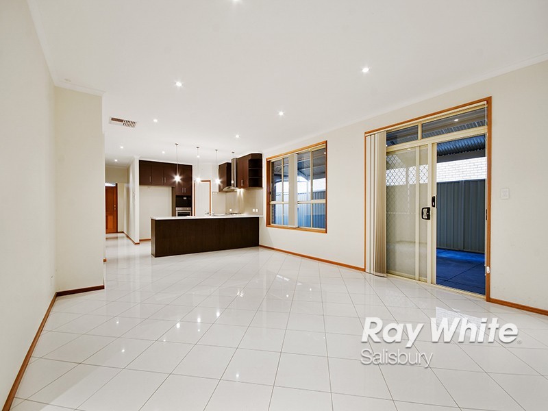 33 Maria Street, Salisbury Downs SA 5108