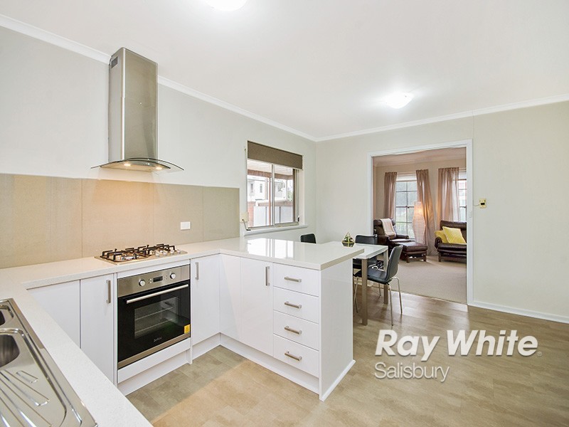 6 Kildare Avenue, Salisbury Downs SA 5108