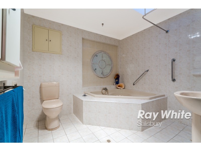 49 Harris Road, Salisbury East SA 5109