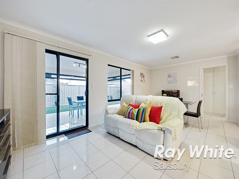 1 Amelia Court, Paralowie SA 5108