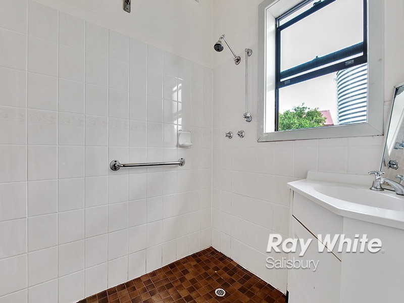 30 Loftis Road, Elizabeth Downs SA 5113