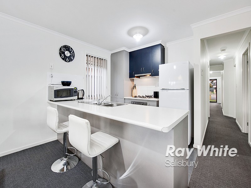 24 Alexandrina Crescent, Andrews Farm SA 5114