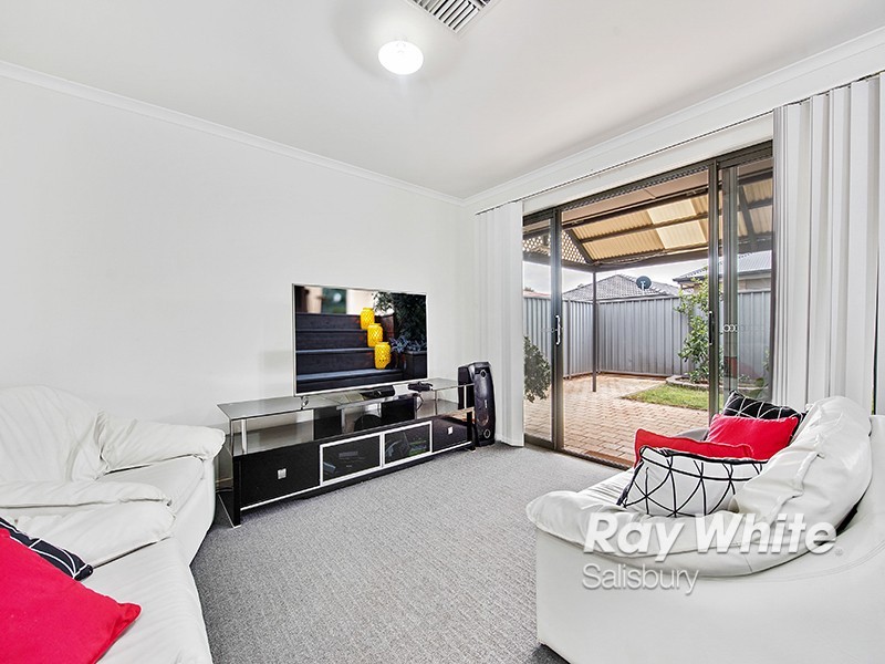 24 Alexandrina Crescent, Andrews Farm SA 5114