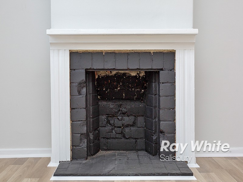 33 Secombe Street, Elizabeth Grove SA 5112