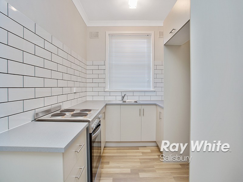 33 Secombe Street, Elizabeth Grove SA 5112