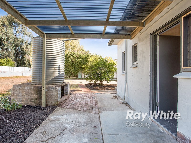 33 Secombe Street, Elizabeth Grove SA 5112