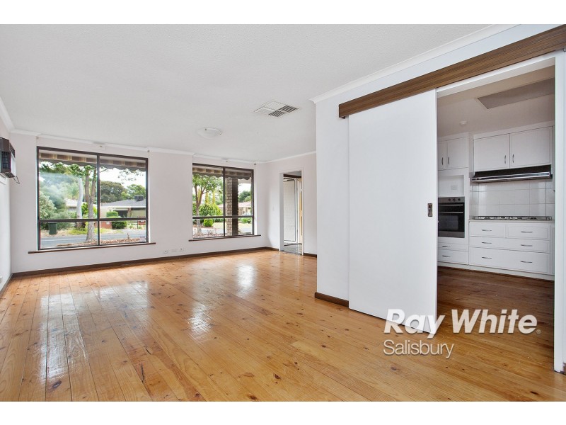 9 Sandy Crescent, Salisbury Park SA 5109