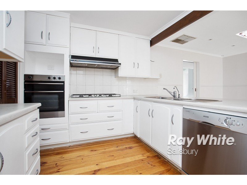 9 Sandy Crescent, Salisbury Park SA 5109