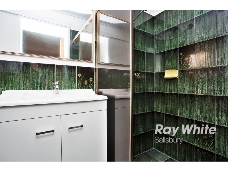 9 Sandy Crescent, Salisbury Park SA 5109