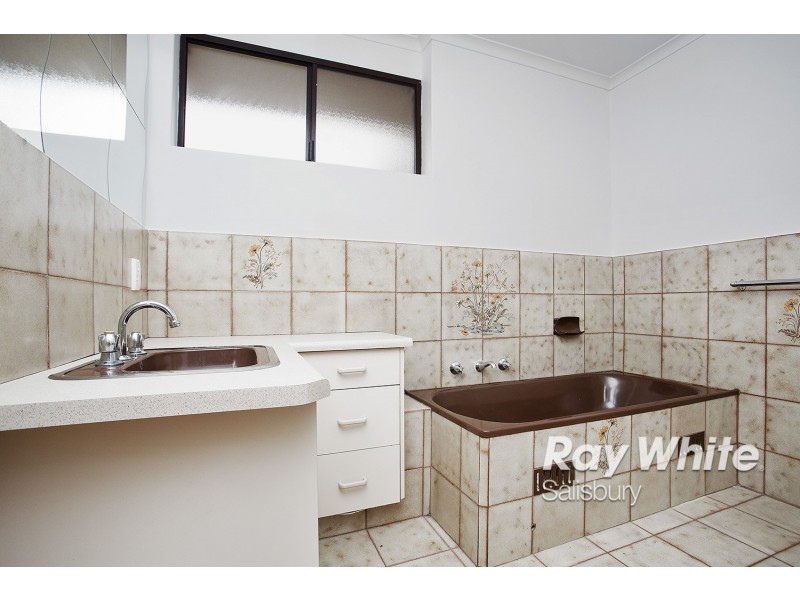 9 Sandy Crescent, Salisbury Park SA 5109