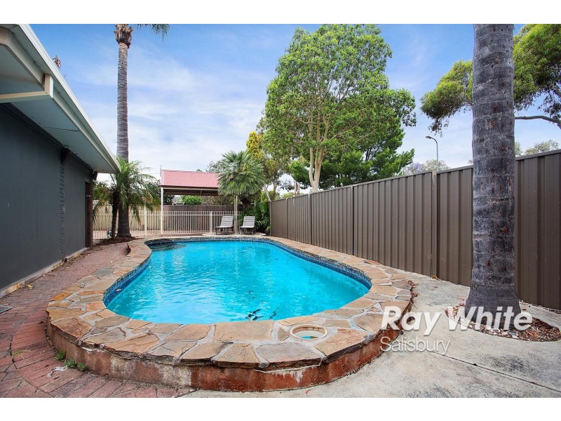 9 Sandy Crescent, Salisbury Park SA 5109