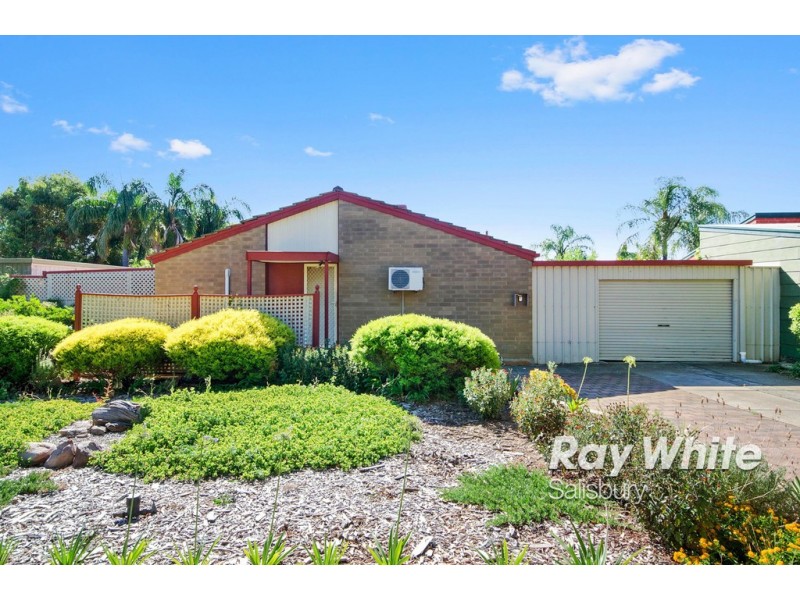 15 Mccullogh Street, Elizabeth Downs SA 5113