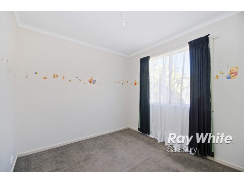 15 Mccullogh Street, Elizabeth Downs SA 5113