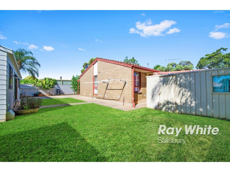 15 Mccullogh Street, Elizabeth Downs SA 5113