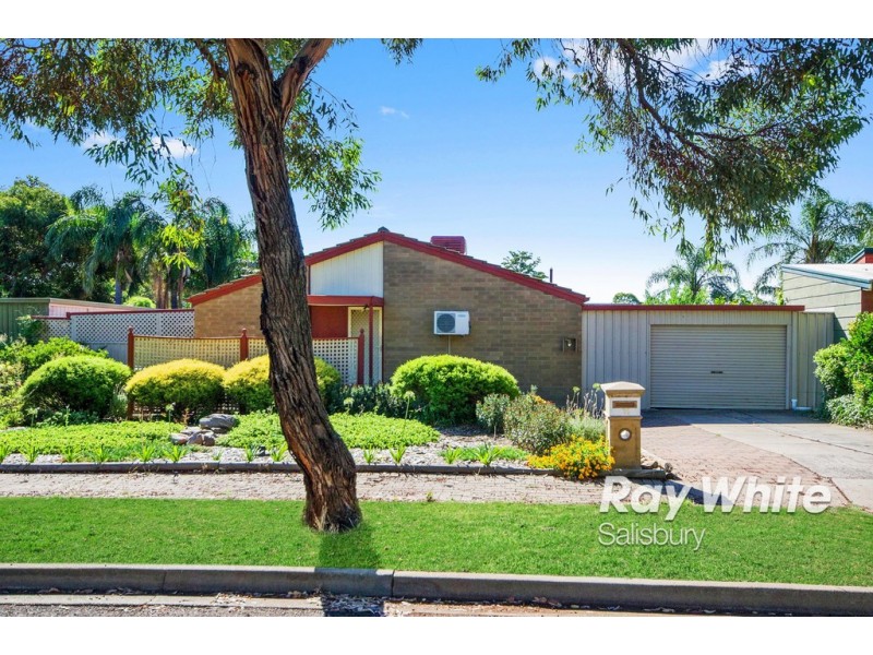 15 Mccullogh Street, Elizabeth Downs SA 5113