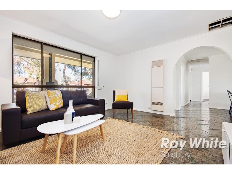 7 Oak Avenue, Burton SA 5110