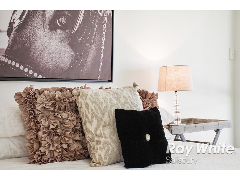 7 Oak Avenue, Burton SA 5110