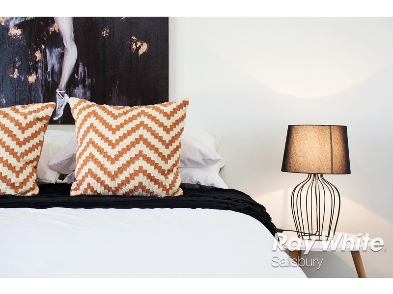 7 Oak Avenue, Burton SA 5110