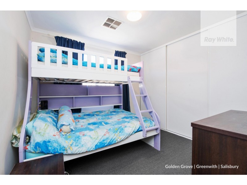 18 Desyllas Drive, Direk SA 5110