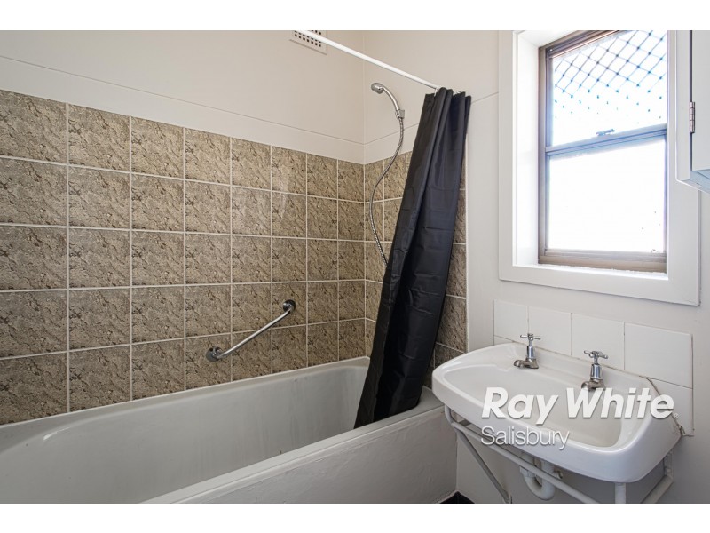 23 Penfold Road, Elizabeth South SA 5112