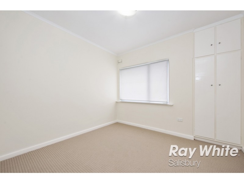 1 Bolton Road, Para Hills SA 5096