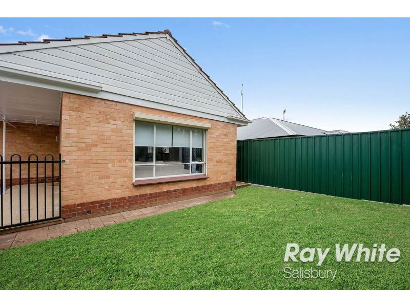 1 Bolton Road, Para Hills SA 5096