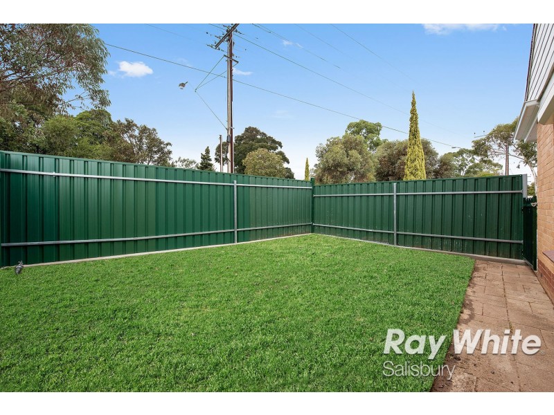 1 Bolton Road, Para Hills SA 5096