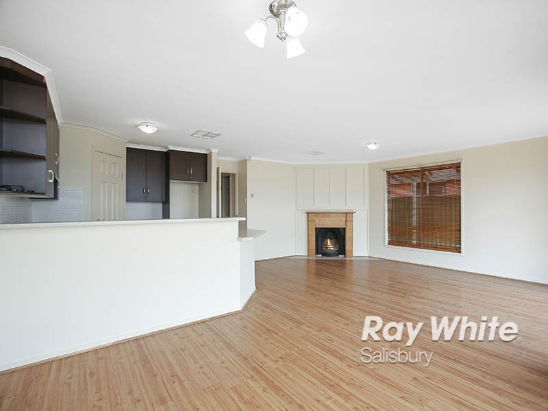 24 Morrow Avenue, Evanston Park SA 5116