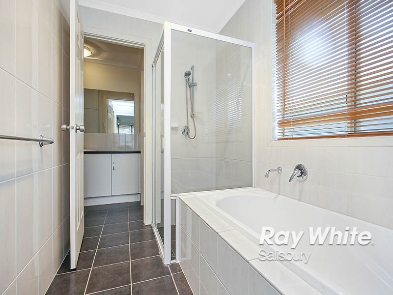 24 Morrow Avenue, Evanston Park SA 5116