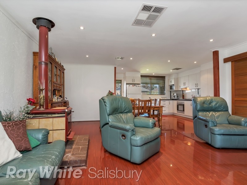 42 Karingal Crescent, Salisbury Park SA 5109