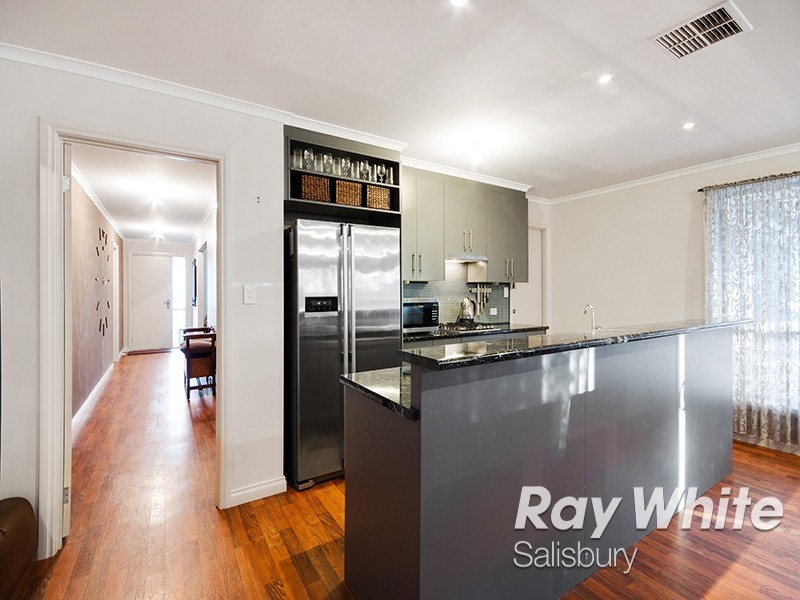 39 Oxford Drive, Andrews Farm SA 5114