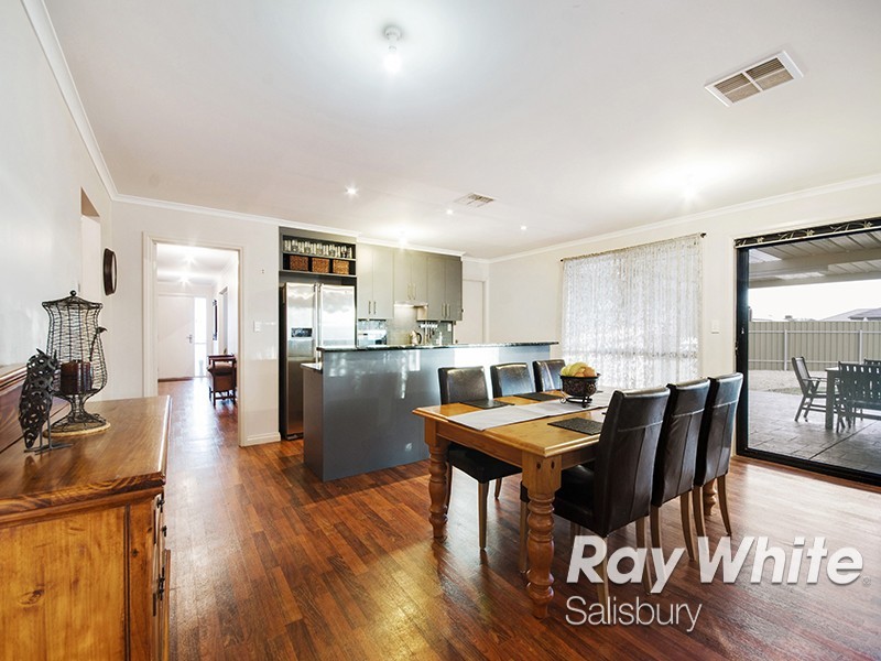 39 Oxford Drive, Andrews Farm SA 5114