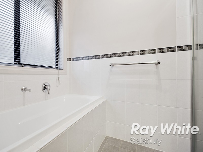 39 Oxford Drive, Andrews Farm SA 5114