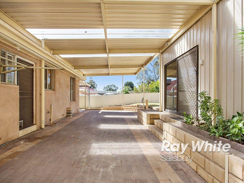 9 Hancock Road, Vista SA 5091