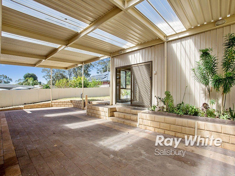 9 Hancock Road, Vista SA 5091