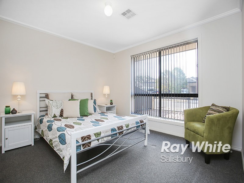 12 Chateau Avenue, Andrews Farm SA 5114