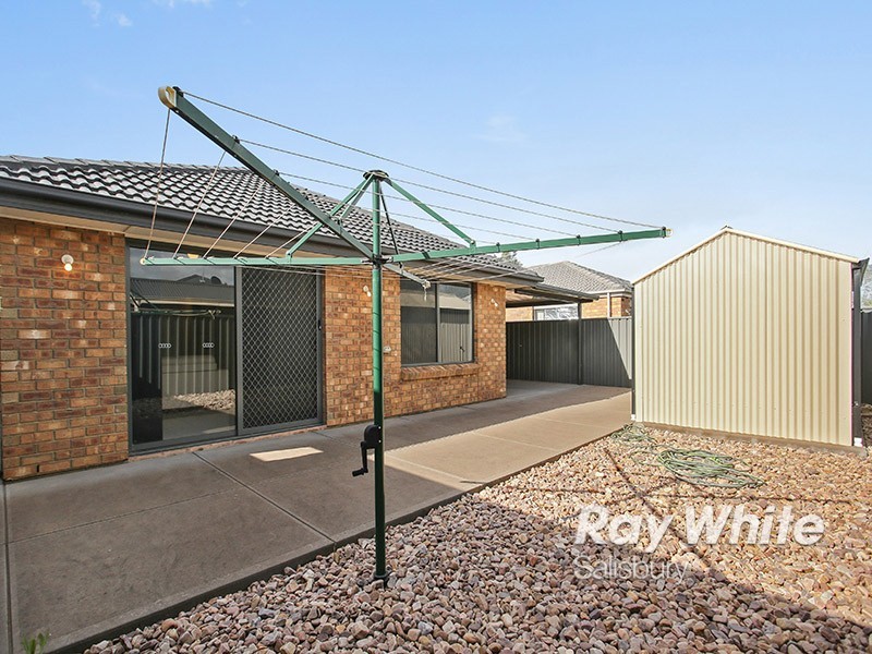12 Chateau Avenue, Andrews Farm SA 5114