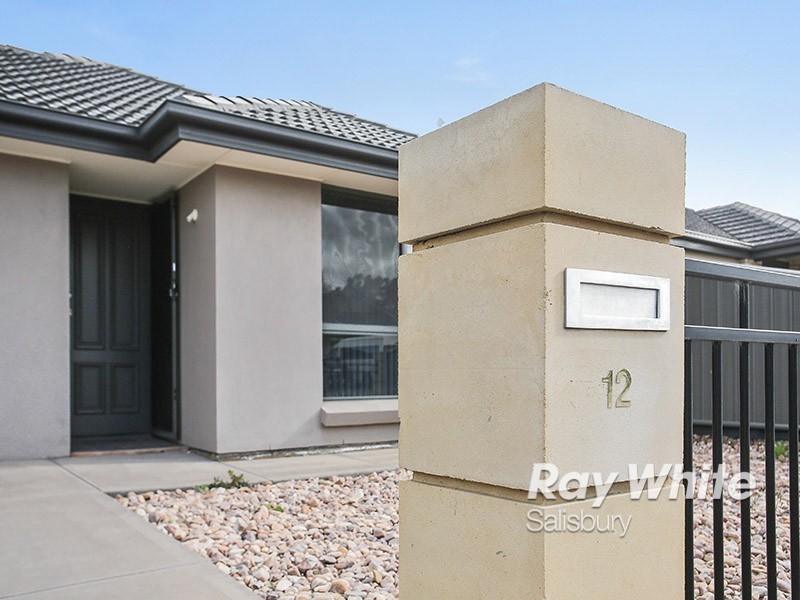 12 Chateau Avenue, Andrews Farm SA 5114