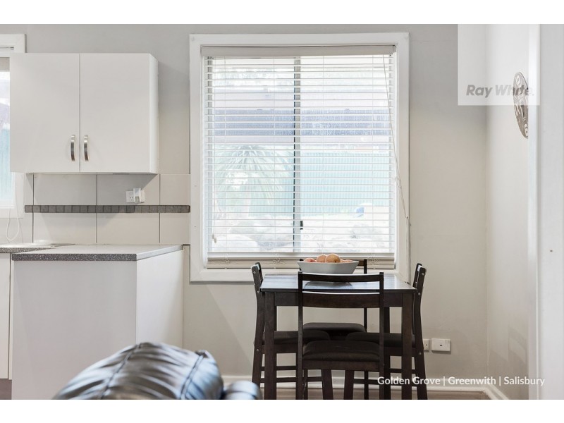 30 Woodlands Road, Elizabeth Downs SA 5113