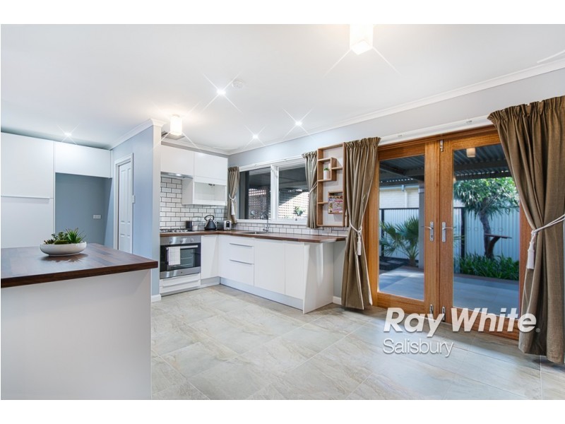 9 Dunne Crescent, Salisbury East SA 5109