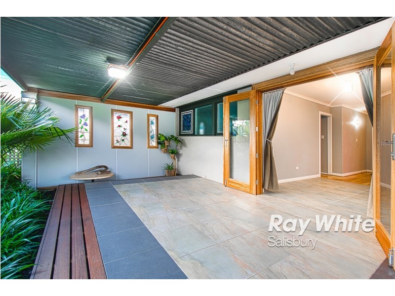 9 Dunne Crescent, Salisbury East SA 5109