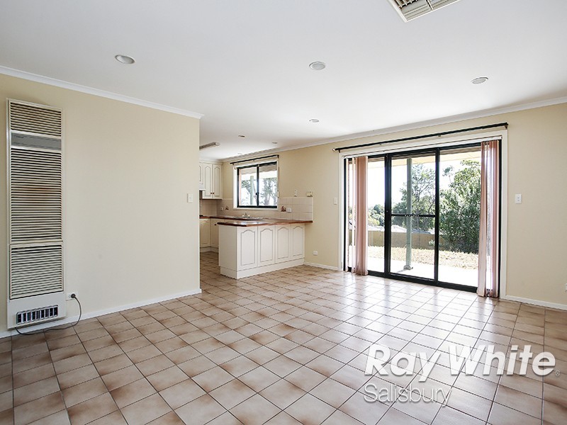 62 Cambridge Terrace, Hillbank SA 5112