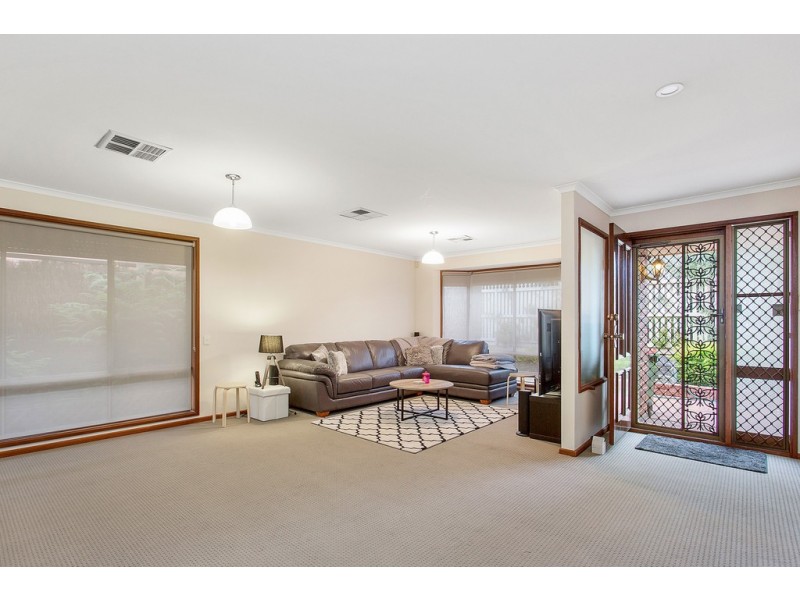 5 Courtney Place, Golden Grove SA 5125