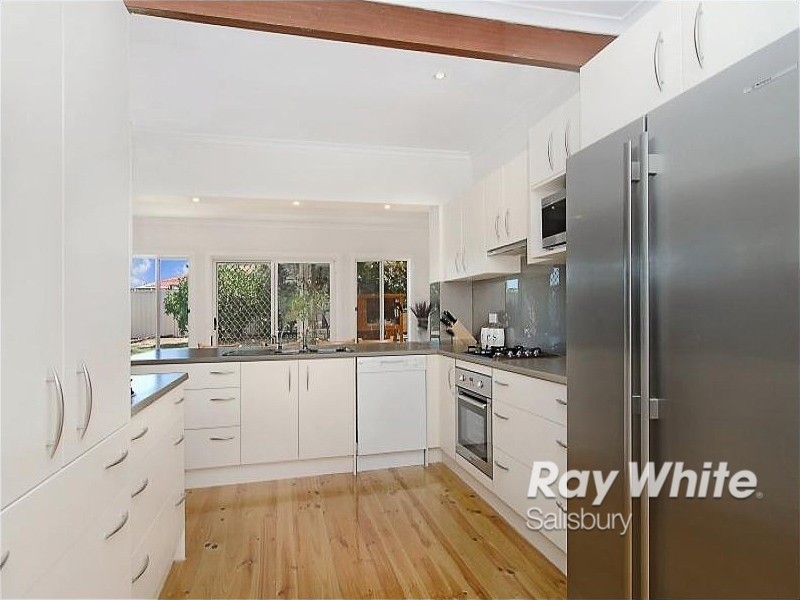 3 Snowy Drive, Valley View SA 5093